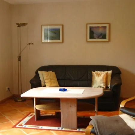 Kleine, Separate Ferienwohnung Auf Einem Großen Wiesen- Und Obstgartengrundstück Apartment